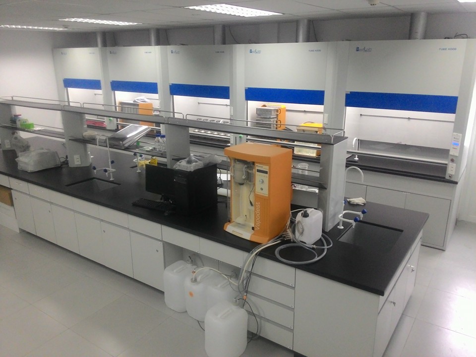Tủ hút khí độc BestLab